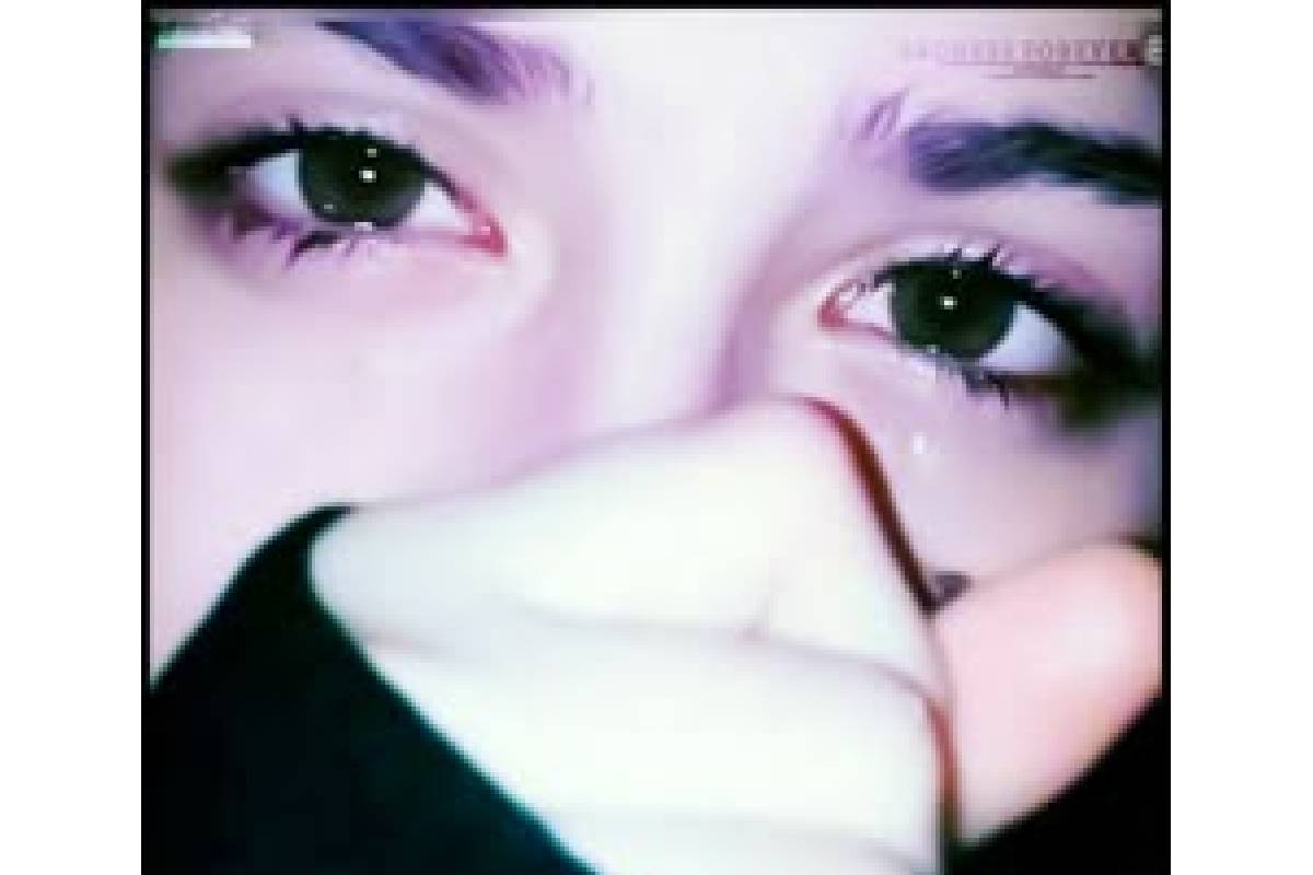 Broken Heart Alone Sad Girl Dp (9)