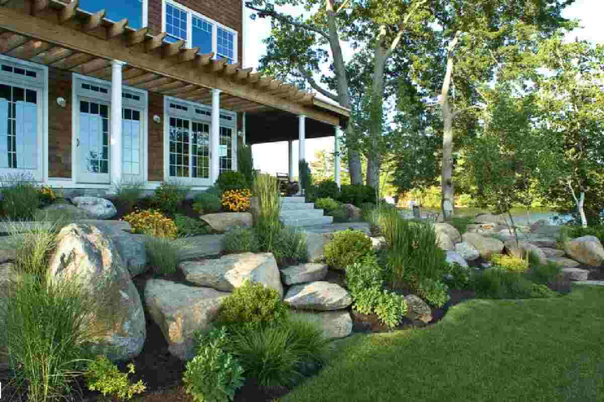 Front Yard Landscaping Ideas With Rocks (8)